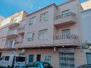 Piso en C/ Metge Juan Bellot - Monóvar - Alicante