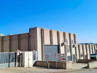 Nave industrial en C/ Géminis, Terrassa (Barcelona)
