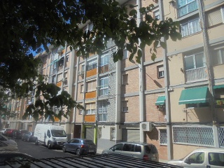 Piso en C/ Llunetes, Cornellà de Llobregat (Barcelona)