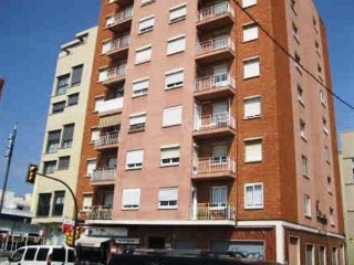 Piso en CR Montblanc, Reus (Tarragona)