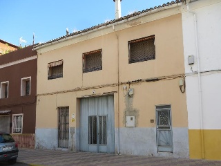 Casa adosada en C/ Ramón y Cajal