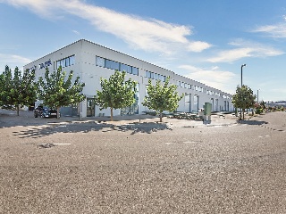 Conjunto de naves industriales en Ayerbe - Huesca