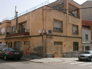 Casa adosada en C/ Marconi, Terrassa (Barcelona)