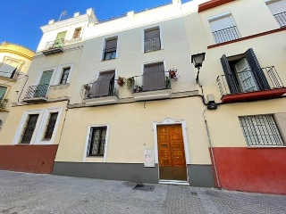 Piso en C/ Alberto Lista - Sevilla -