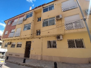 Piso con garaje en C/ Pintor Jose Coll