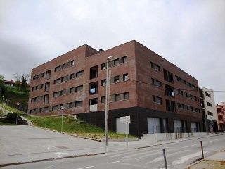 Plaza de garaje en Av Coronel Estrada - Hostalric - Girona