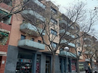 Local en C/ Vía Favència, Barcelona