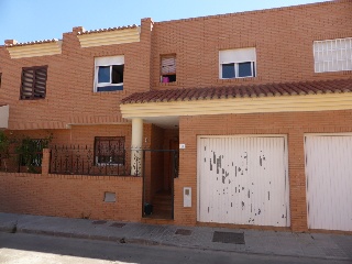 Casa adosada en C/ Granate, El Ejido (Almería)
