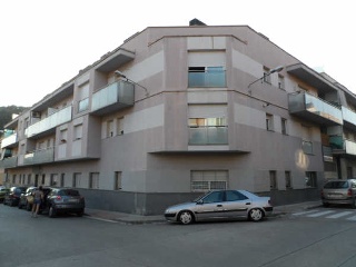 Plaza de garaje en C/ Vallhonesta