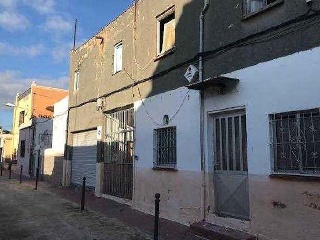 Casa adosada en Pj. Mare de Deu de la Macarena, Reus (Tarragona)