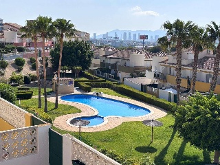 Chalet adosado en Finestrat