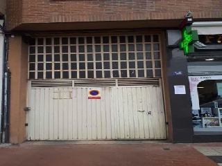 Plaza de garaje en C/ Marqués de Fuertegollano, Logroño (La Rioja)