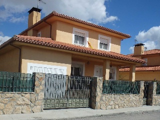 Chalet aislado en C/ Chozas de canales