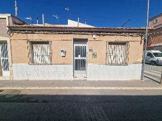 Casa adosada en C/ Nuestra Señora de Loreto