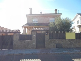Chalet aislado en C/ San Sebastián