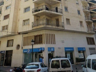 Local en Av Sagi-Barba