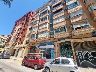 Piso en C/ Jacinto Labaila