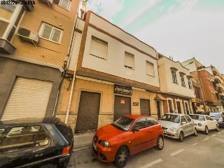 Piso con trastero en C/ Teodoro Llorente, Sagunto/Sagunt (Valencia)