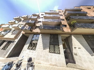 Piso con garajes en C/ Torrent del Remei - Barcelona -
