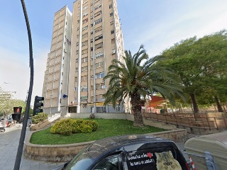 Piso en Av Sant Ildefons - Cornellà de Llobregat - Barcelona
