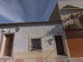 Casa adosada en C/ Santa Ramona, Mérida (Badajoz)