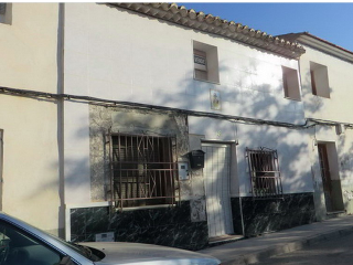 Casa adosada en C/ Eulogio Abad, Hondón de los Frailes (Alicante)