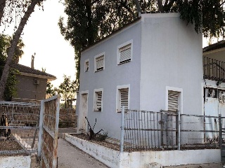 Suelo rústico con vivienda en Dolores