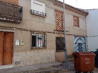 Casa adosada en C/ Eras Altas - Pinos Puente - Granada -