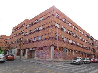 Local en Av plaza de toros