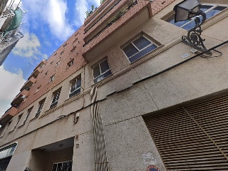 Local en C/ Juan Bautista Llovera