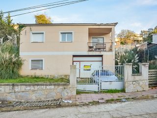 Casa en venta en C. De La Font (urb. Montbarbat), 3, Maçanet De La Selva, Girona