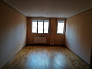 Vivienda en venta en c. cebollera esq avenida salazar y torres 38, 2, Almazan, Soria Vivienda en venta en c. cebollera esq avenida salazar y torres 38, 2, Almazan, Soria