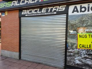 Local en venta en C. Vigo, 1, Alcala De Henares, Madrid