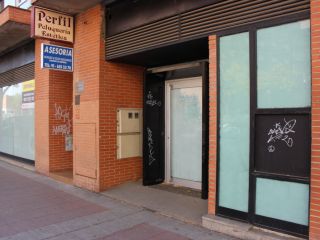 Local en venta en avda. cristobal colon, 10, Torrejon De Ardoz, Madrid