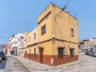 Casa adosada en Algeciras (Cádiz)