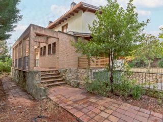 Chalet aislado en Ur. el Coto Chalet aislado en Ur. el Coto